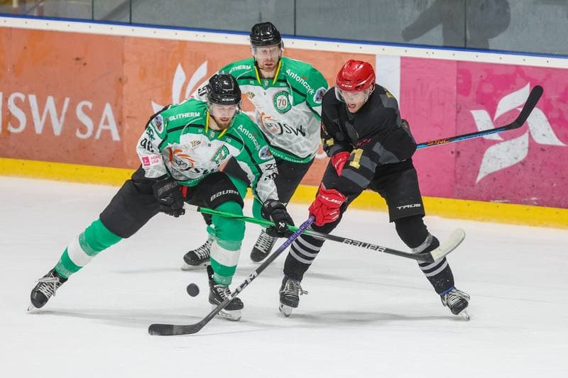 Ice Hockey. Tauron Hokej Liga. JKH GKS Jastrzebie - Comarch Cracovia. 02.11.2023