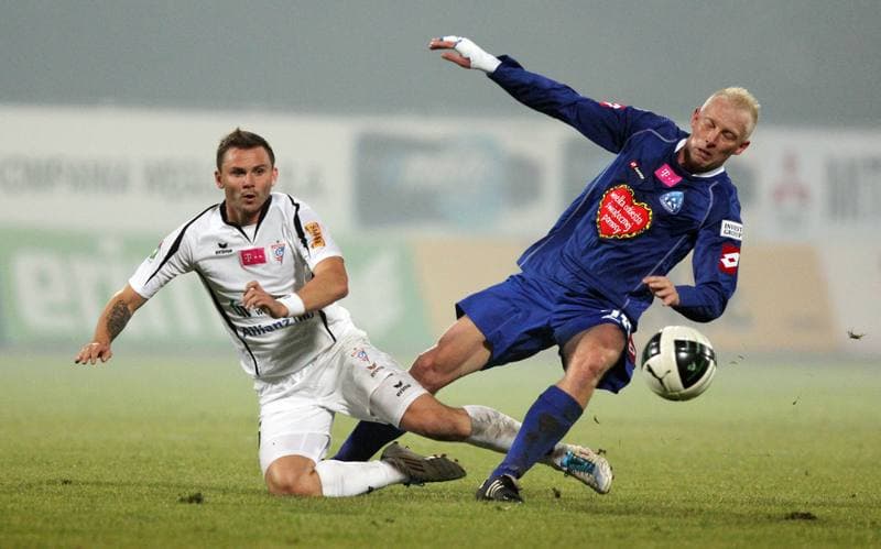 Football. T-Mobile Ekstraklasa. Gornik Zabrze - Ruch Chorzow. 21.10.2011