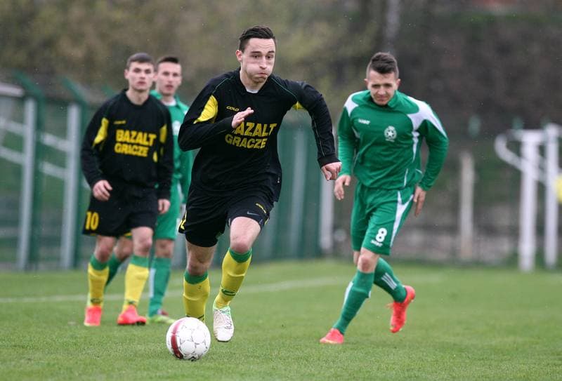 Football. III Liga. Grunwald Ruda Slaska - Skalnik Gracze. 18.04.2015