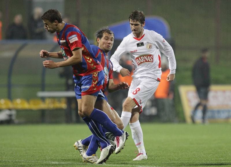 Football. Bytom Ekstraklasa. Polonia Bytom - Widzew Lodz. 01.10.2010