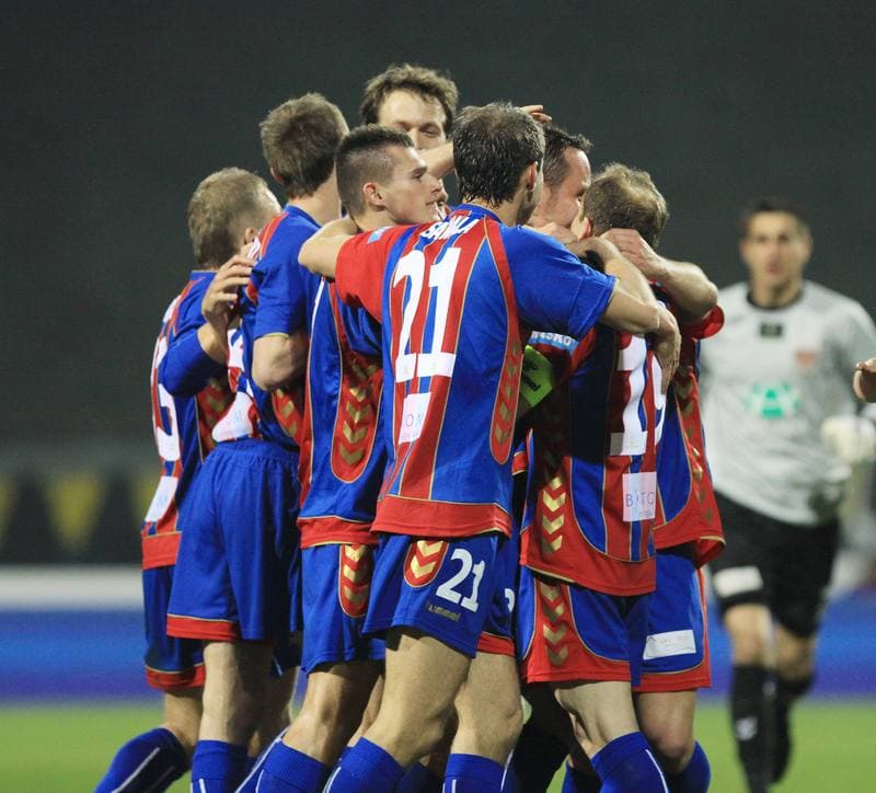 Football. Ekstraklasa. Polonia Bytom - Wisla Krakow. 27.03.2010