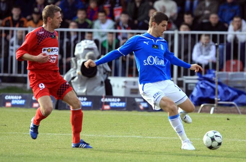 Football. Ekstraklasa. Odra Wodzislaw - Lech Poznan. 28.03.2010