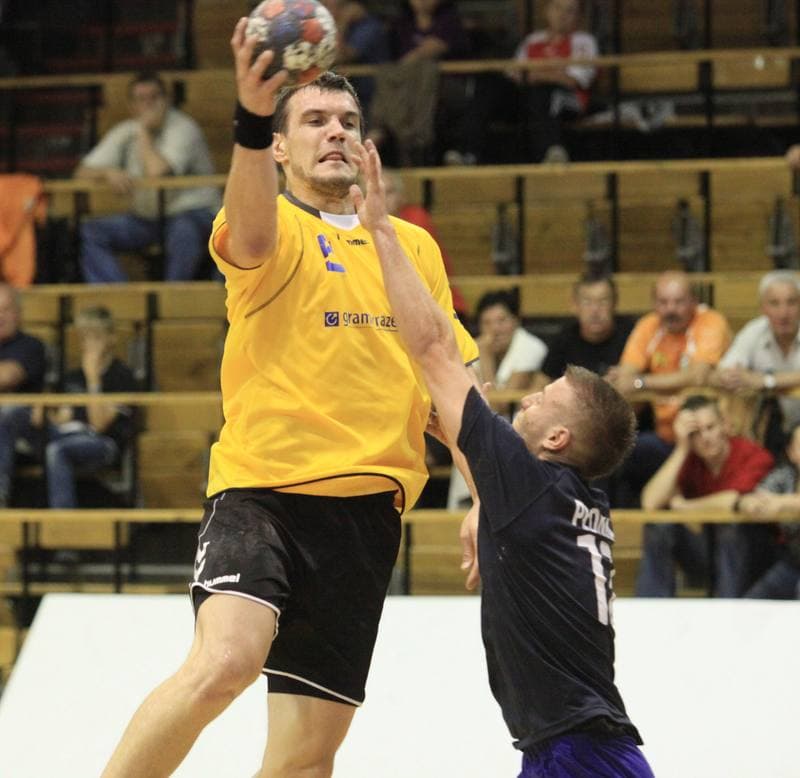 Handball. Sparing. NMC Powen Zabrze - Vive Kielce. 27.08.2010