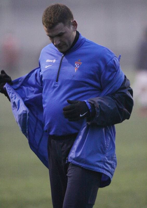 Football. Sparing. Gornik II Zabrze - Gwarek Ornontowice. 18.02.2011