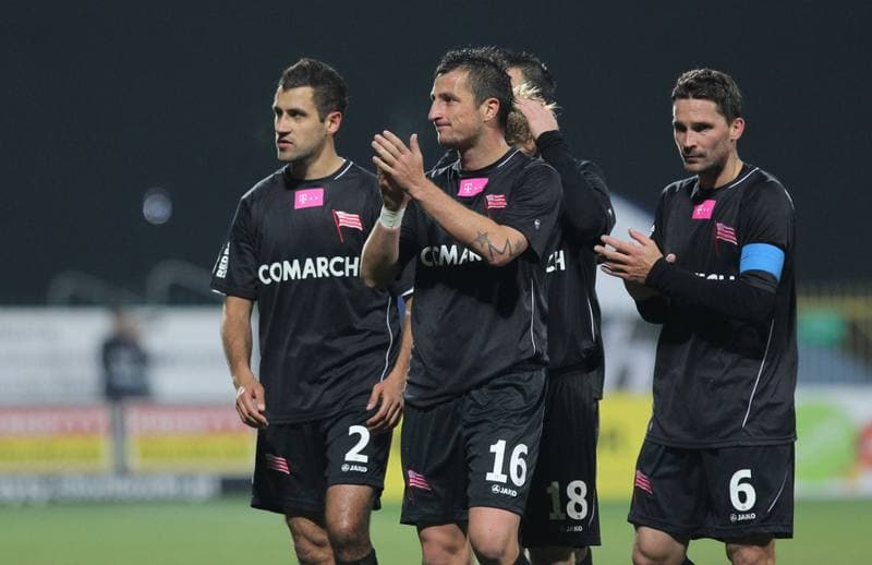 Football. T-Mobile Ekstraklasa. Podbeskidzie Bielsko-Biala - Cracovia Krakow. 14.10.2011