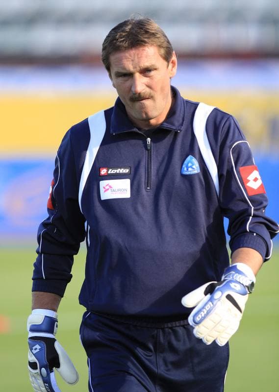 Football. T-Mobile Ekstraklasa. Gornik Zabrze - Ruch Chorzow. 21.10.2011