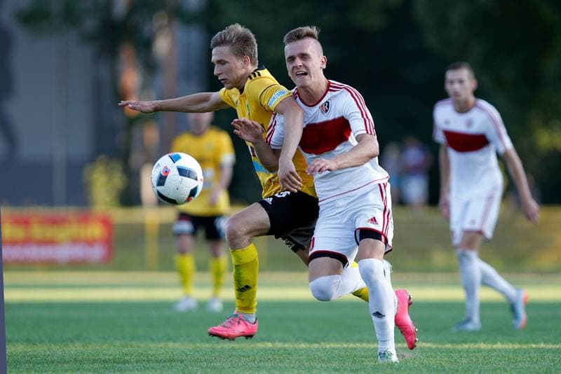 Football. III Liga. Gwarek Tarnowskie Gory - Ruch Zdzieszowice. 15.08.2017