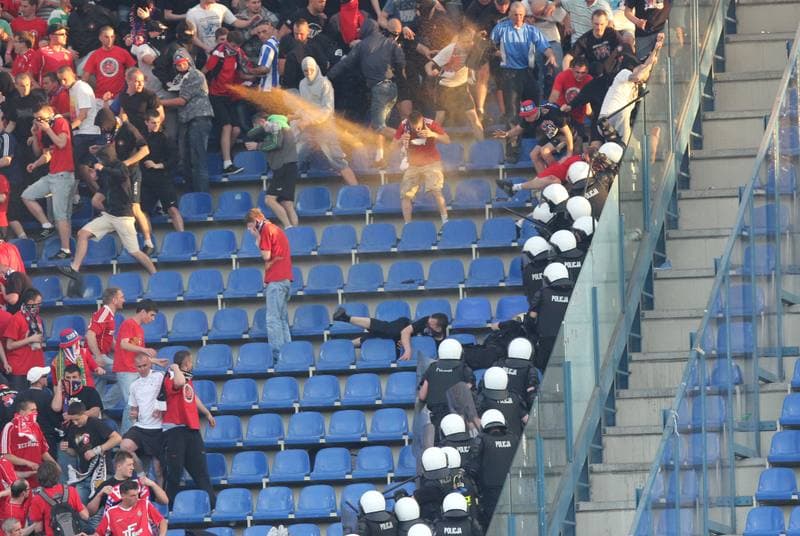 Football. T-Mobile Ekstraklasa. Wisla Krakow - Cracovia Krakow. 30.04.2012