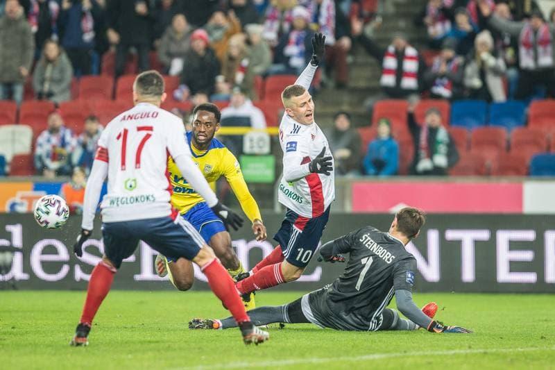 Football. PKO BP Ekstraklasa. Gornik Zabrze - Arka Gdynia. 14.02.2020