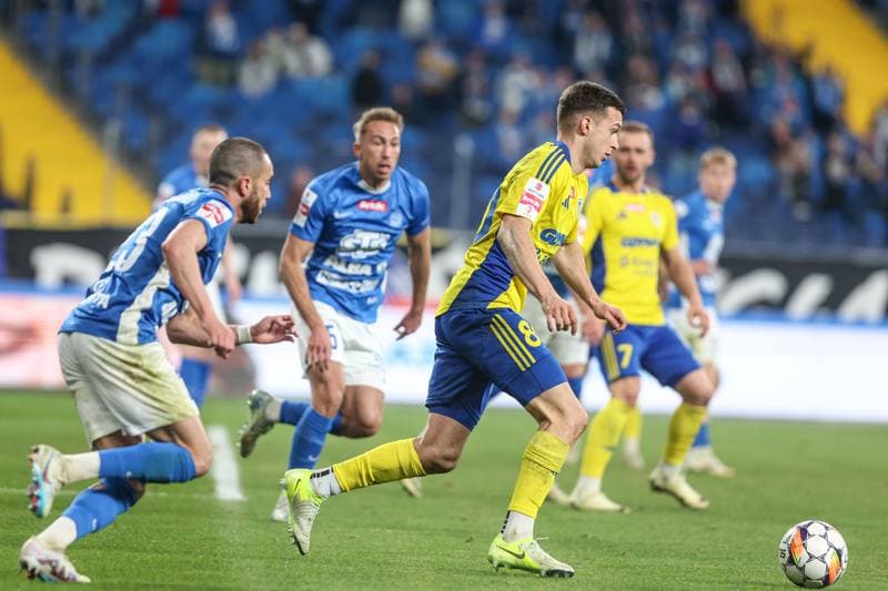 Football. Betclic I liga. Ruch Chorzow - Arka Gdynia. 08.03.2025