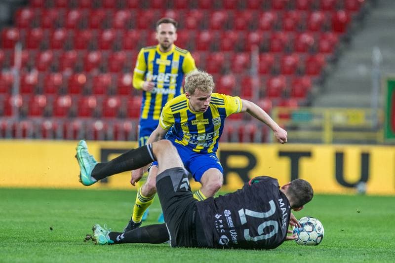 Football. Fortuna I Liga. GKS Tychy - Arka Gdynia. 07.04.2022