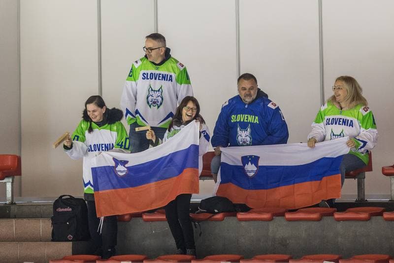 Ice Hockey. Women's World Championship Division 1B. Slovenia - Italy. 08.04.2022
