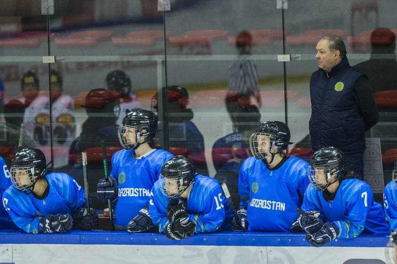 Ice Hockey. Women's World Championship Division 1B. Korea - Kazakhstan. 09.04.2022