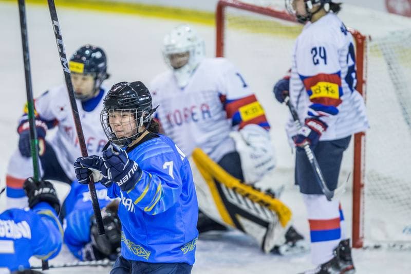 Ice Hockey. Women's World Championship Division 1B. Korea - Kazakhstan. 09.04.2022