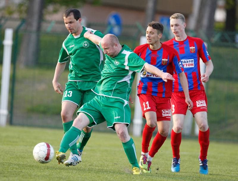 Football. III Liga Opolsko Slaska. Grunwald Ruda Slaska - Polonia Bytom. 29.04.2015
