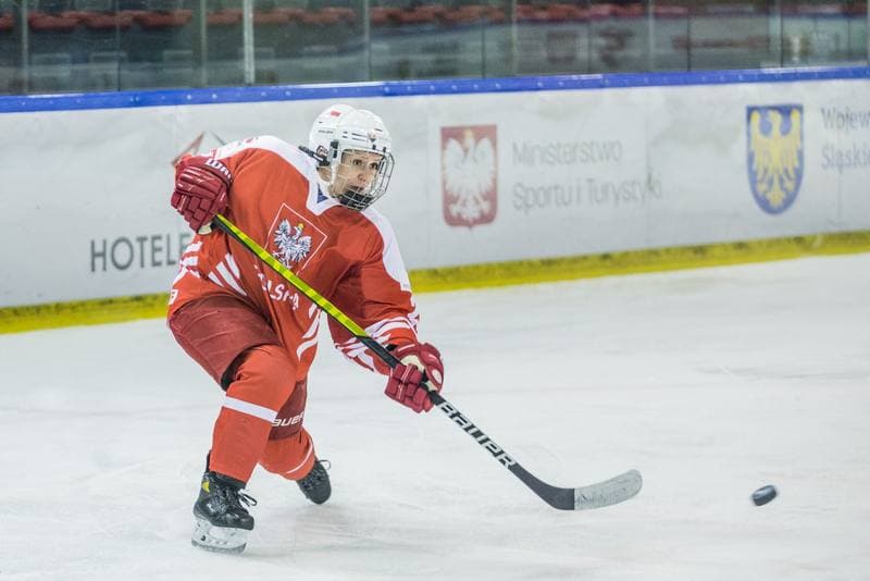 Ice Hockey. Women's World Championship Division 1B. Poland - Slovenia. 09.04.2022