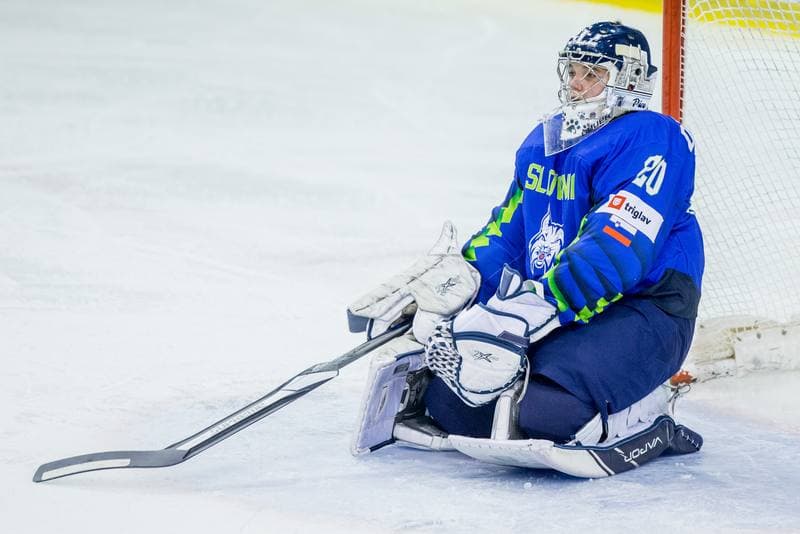 Ice Hockey. Women's World Championship Division 1B. Slovenia - China. 11.04.2022