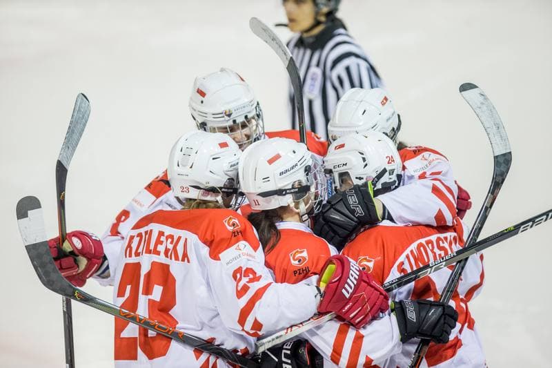 Ice Hockey. Women's World Championship Division 1B. Korea - Poland. 11.04.2022