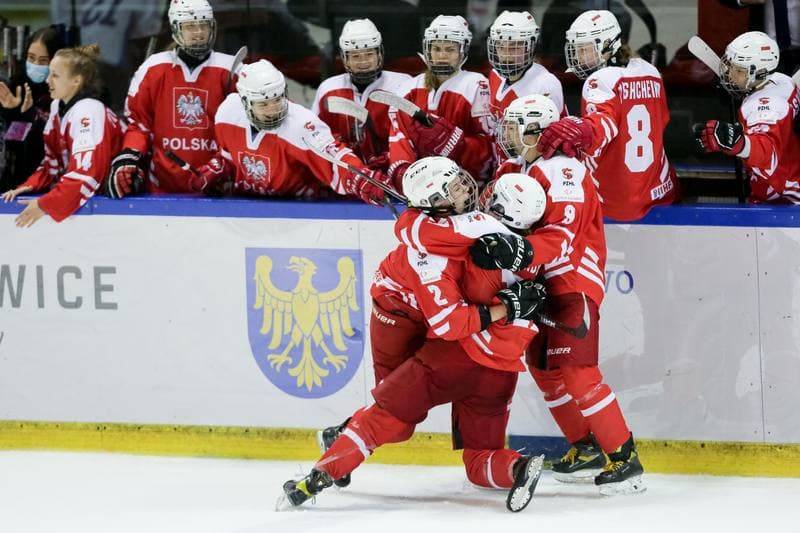 Ice Hockey. Women's World Championship Division 1B. Poland - Italy. 12.04.2022