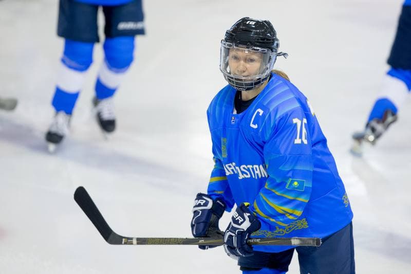 Ice Hockey. Women's World Championship Division 1B. Kazakhstan - Slovenia. 14.04.2022