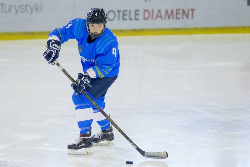 Ice Hockey. Women's World Championship Division 1B. Kazakhstan - Slovenia. 14.04.2022