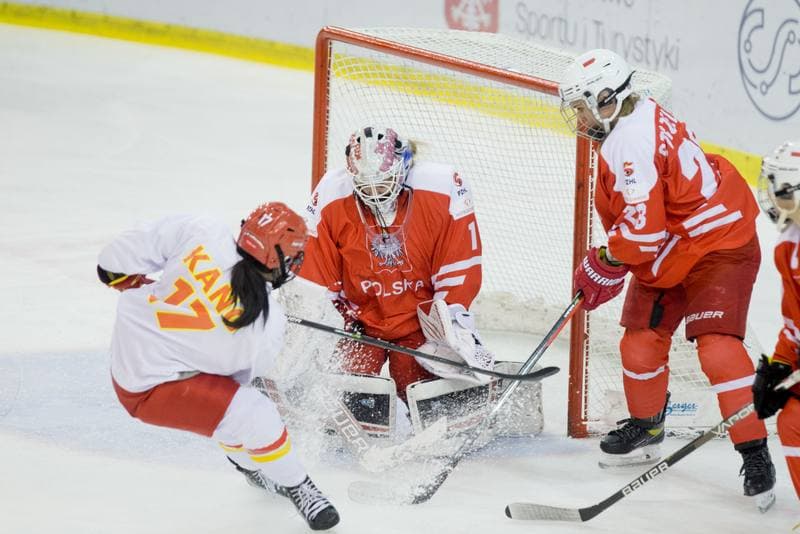 Ice Hockey. Women's World Championship Division 1B. Poland - China. 14.04.2022