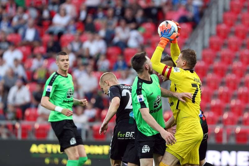 Football. Nice I Liga. GKS Tychy - Gornik Leczna. 20.04.2018