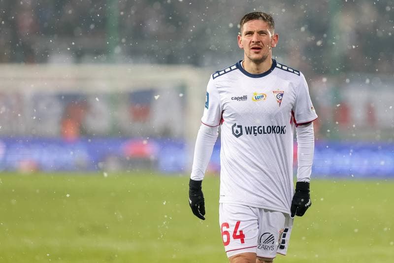 Football. PKO BP Ekstraklasa. Gornik Zabrze - Pogon Szczecin. 01.12.2023