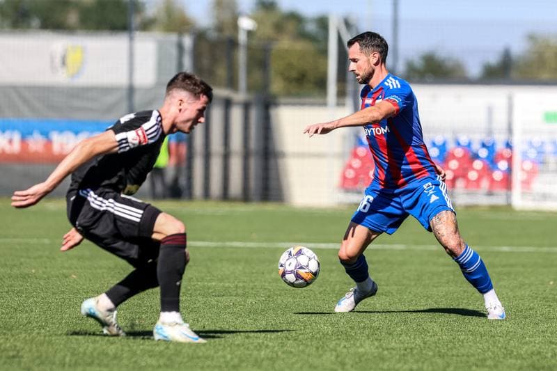 Football. Betclic II liga. Polonia Bytom - LKS II Lodz. 21.09.2024
