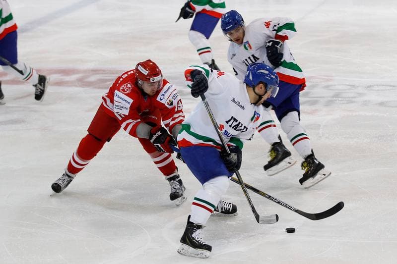 Ice Hockey. EIHC. Poland - Italy. 17.12.2015