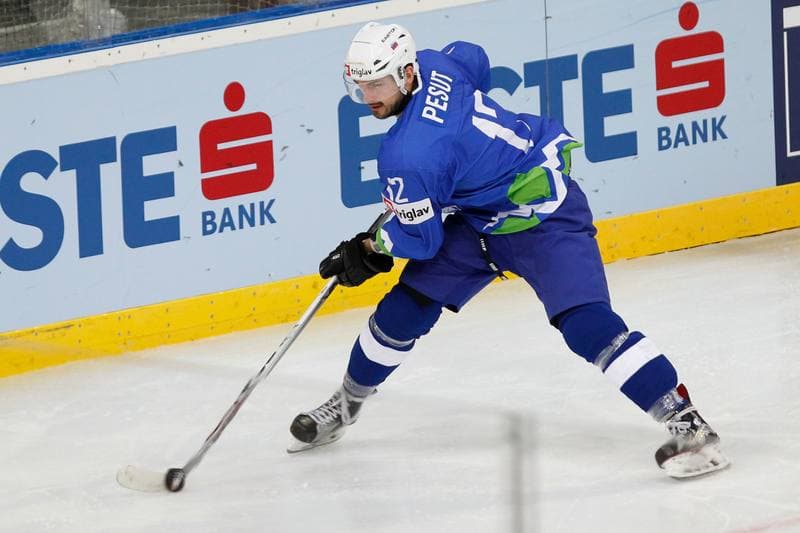 Ice Hockey. World Championship Division 1A. Slovenia - Korea. 27.04.2016
