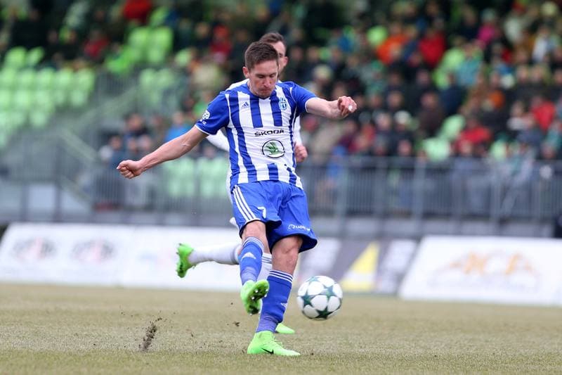 Football. ePojisteni.cz 1 Liga. MFK Karvina - FK Mlada Boleslav. 19.02.2017