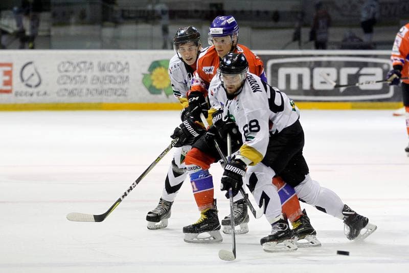 Ice Hockey. Polska Hokej Liga. GKS Tychy - Weglokoks Kraj Polonia Bytom. 02.10.2018