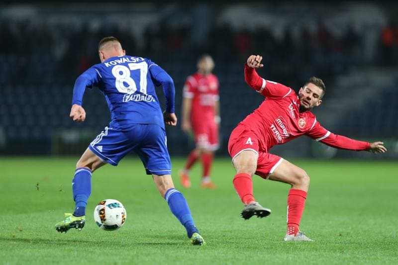 Football. II Liga. Ruch Chorzow - Widzew Lodz. 20.10.2018