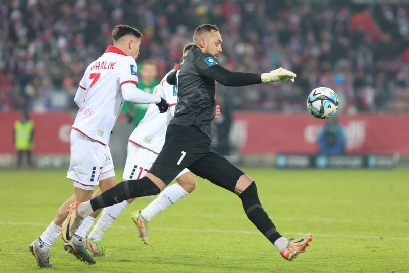 Football. PKO BP Ekstraklasa. Gornik Zabrze - Warta Poznan. 15.12.2023