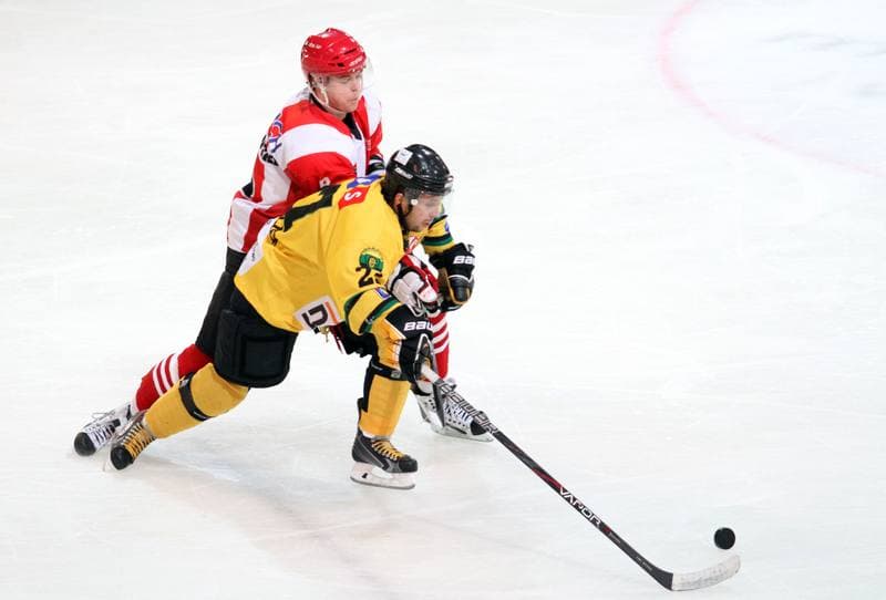 Ice Hockey. Polska Hokej Liga. HC GKS Katowice - Comarch Cracovia Krakow. 15.10.2013