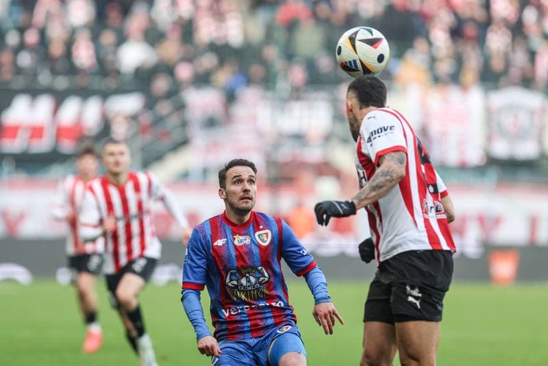 Football. PKO BP Ekstraklasa. Piast Gliwice - Cracovia Krakow. 08.12.2024