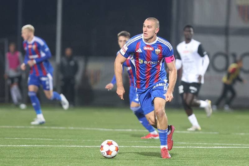 Football. Betclic I liga. Polonia Bytom - Puszcza Niepolomice. 04.10.2025