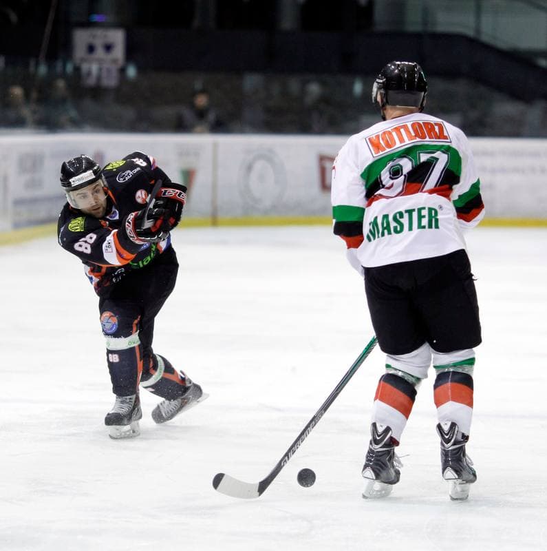 Ice Hockey. Polska Hokej Liga. GKS Tychy - Ciarko KH Sanok. 23.01.2015