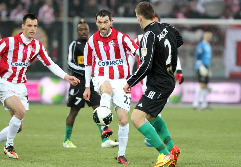 Football. T-Mobile Ekstraklasa. Cracovia Krakow - Lechia Gdansk. 18.02.2012