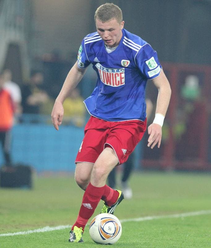 Football. I liga. Piast Gliwice - Ruch Radzionkow. 27.04.2012