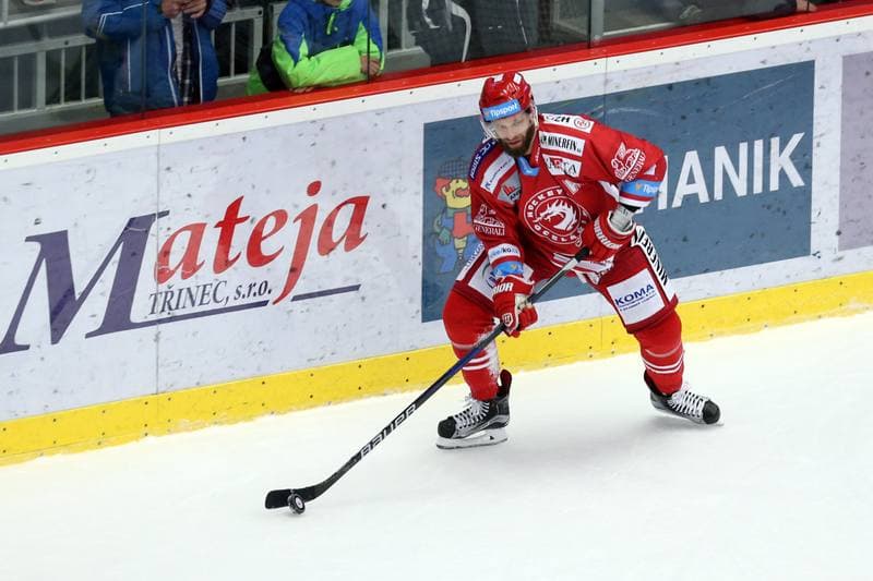 Ice Hockey. Tipsport Extraliga. Ocelari Trinec - Aukro Berani Zlin. 06.02.2018