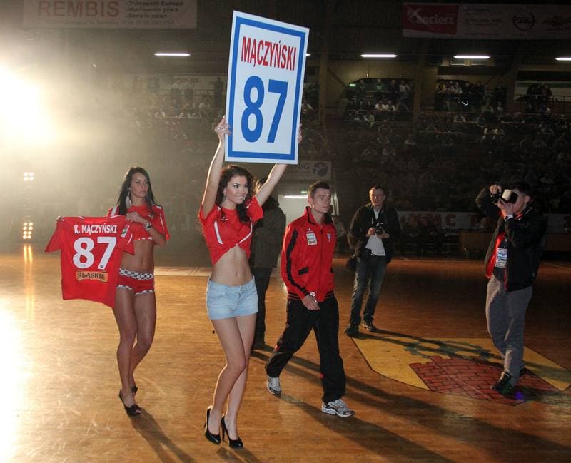 Football. Gornik Zabrze. Presentation. 11.02.2012