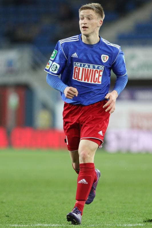 Football. I liga. Piast Gliwice - Olimpia Elblag. 18.04.2012