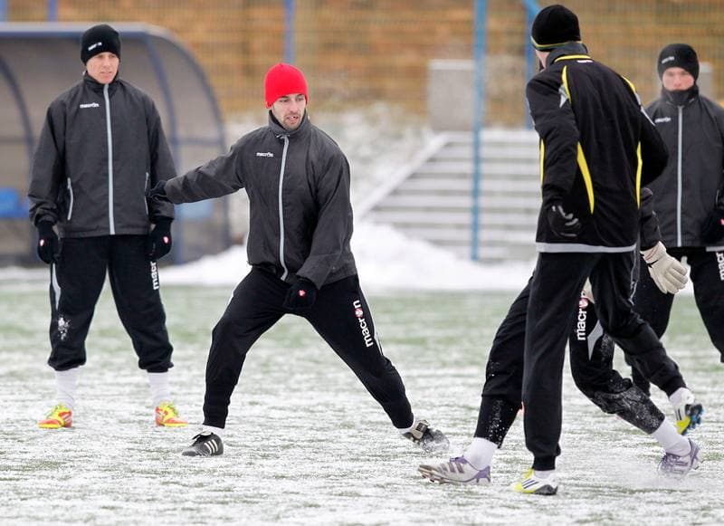 Football. GKS Katowice. Training. 24.01.2014