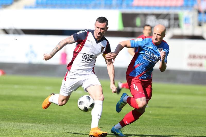 Football. Lotto Ekstraklasa. Piast Gliwice - Pogon Szczecin. 21.04.2018