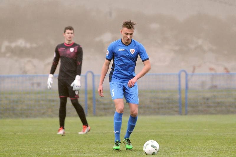 Football. Centralna Liga Juniorow. Piast Gliwice - Gornik Zabrze. 26.11.2016