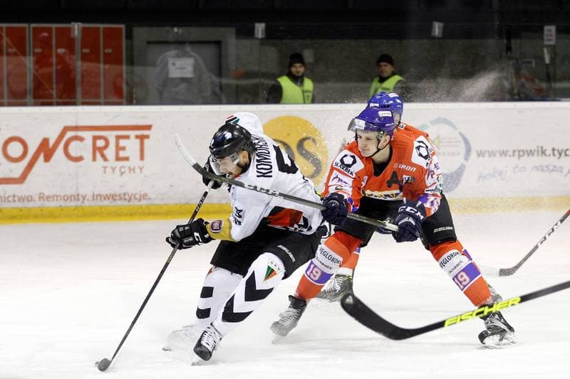 Ice Hockey. Polska Hokej Liga. GKS Tychy - Weglokoks Kraj Polonia Bytom. 02.01.2019