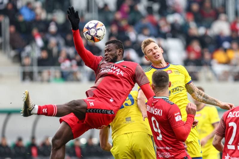 Football. Betclic II liga. Zaglebie Sosnowiec - Polonia Bytom. 09.11.2024