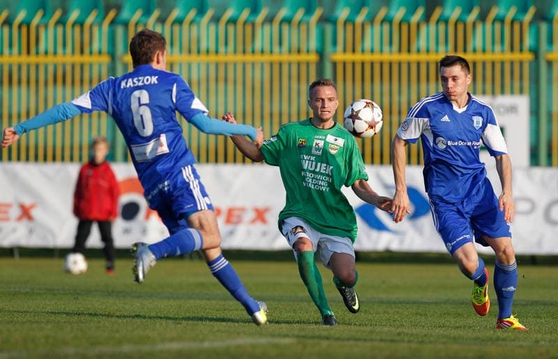 Football. II Liga Opolsko Slaska. Rozwoj Katowice - Nadwislana Gora. 15.11.2014